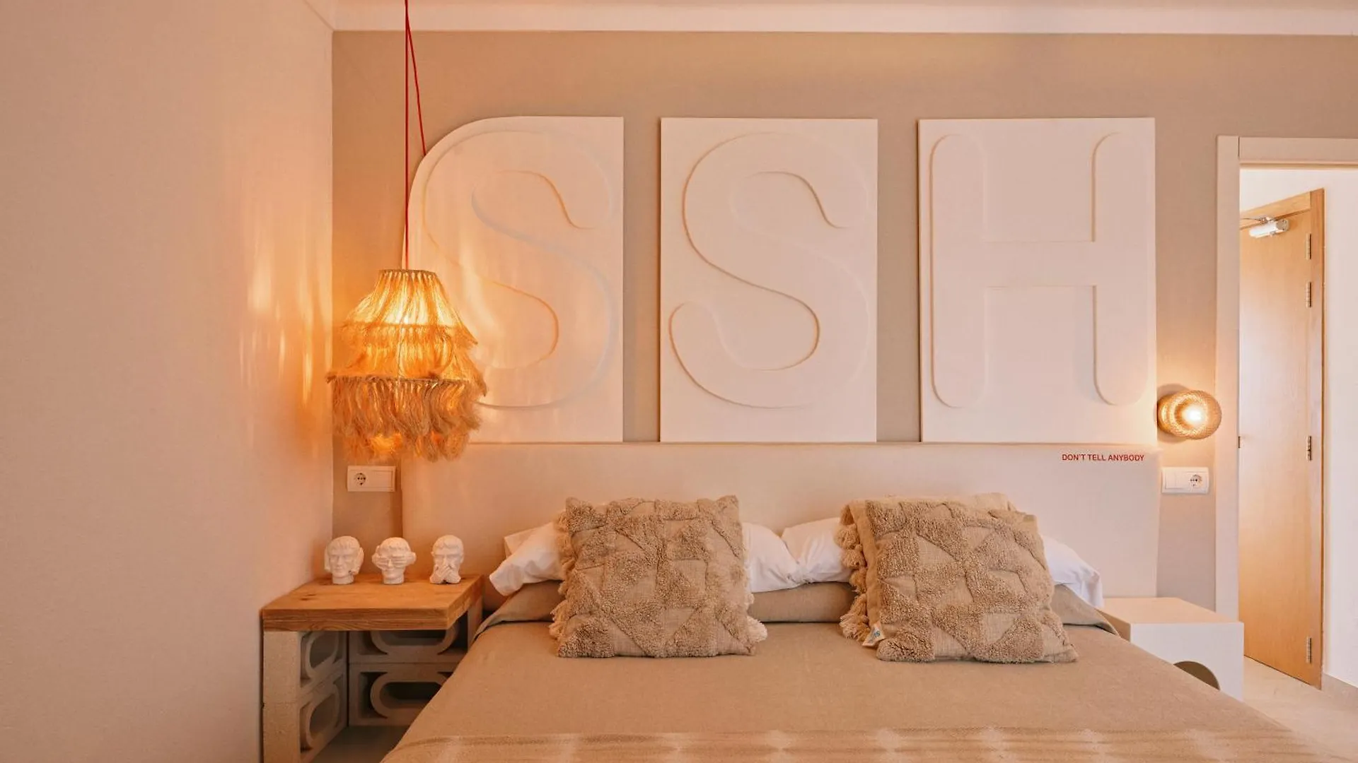 Aparthotel Sunset Oasis Ibiza Adults Only - New Rooms 2025 Sant Antoni de Portmany Spagna